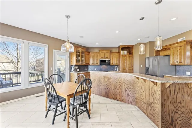 $669,500 | 20179 West 108th Terrace, Olathe, KS 66061