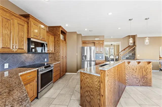$669,500 | 20179 West 108th Terrace, Olathe, KS 66061