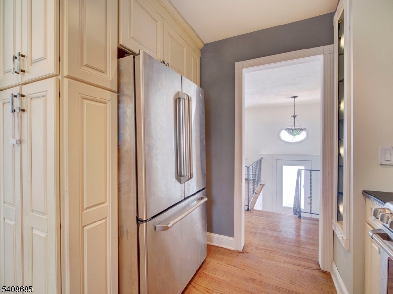 625 Succasunna Road Landing, NJ 07850 - Photo 14 of 33