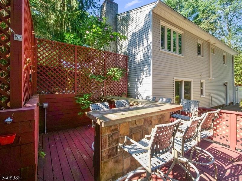 625 Succasunna Road Landing, NJ 07850 - Photo 27 of 33