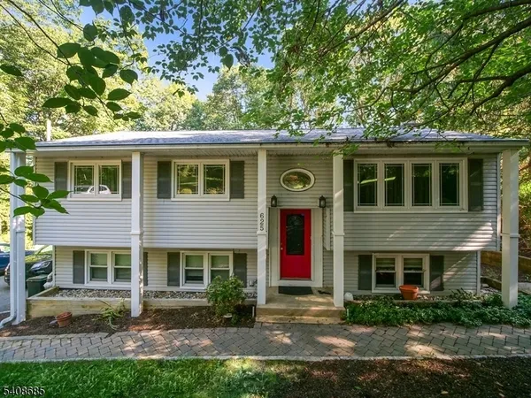 $545,000 | 625 Succasunna Road, Landing, NJ 07850