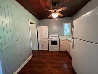 214 Baltimore Avenue Waycross, GA 31501 - Photo 5 of 10