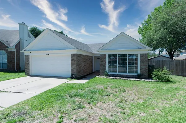 $255,000 | 1019 Danforth Court, Arlington, TX 76017