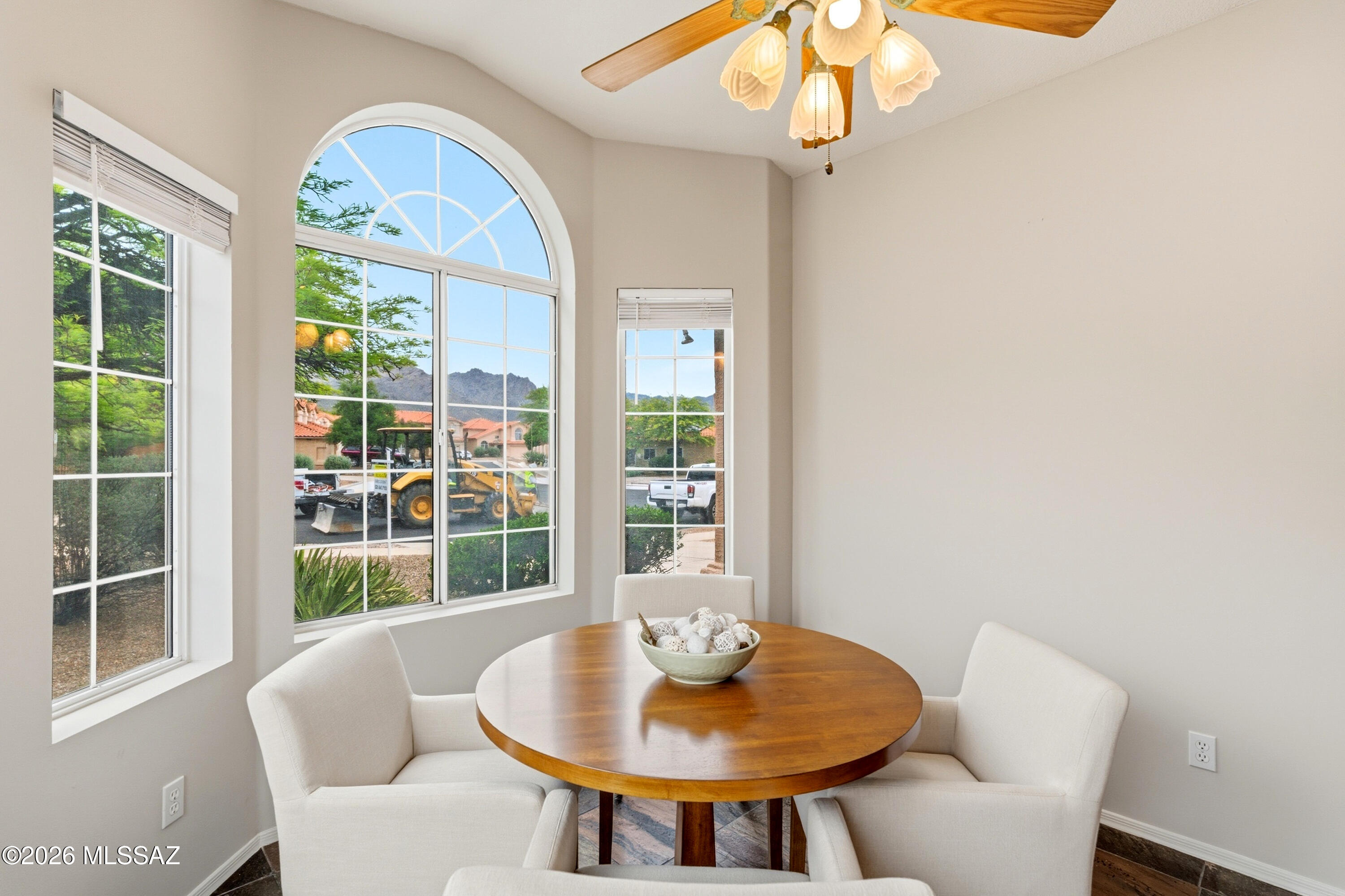 7712 East Elk Creek Road Tucson, AZ 85750 - Photo 8 of 48