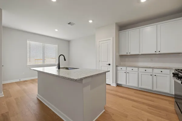 $331,900 | 13924 Starboard Reach Drive, Texas City, TX 77510