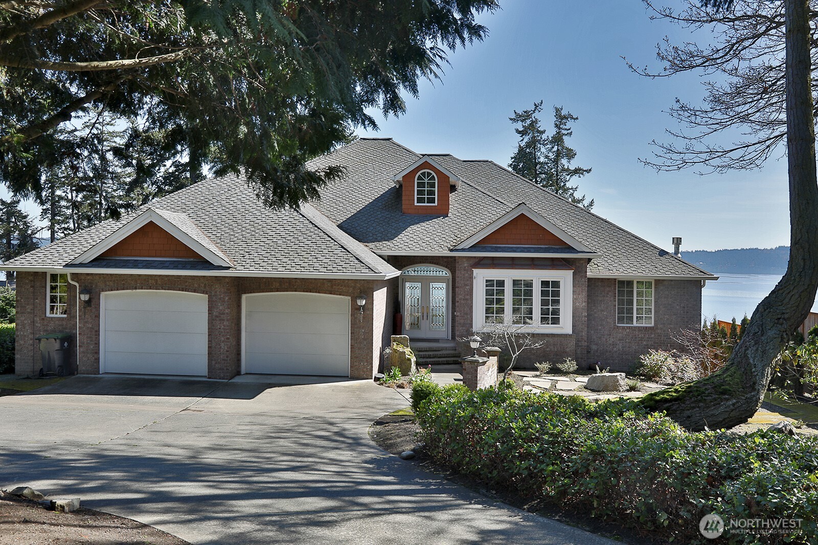 2607 North Bluff Road Greenbank, WA 98253 - Photo 1 of 37 Gallery Image 1