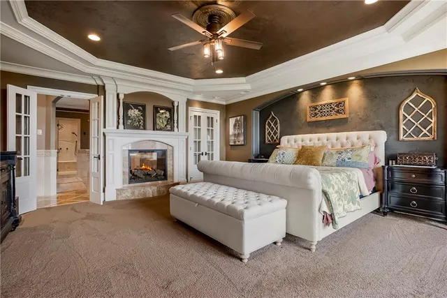 $3,200,000 | 27596 Highland Circle, Olathe, KS 66061