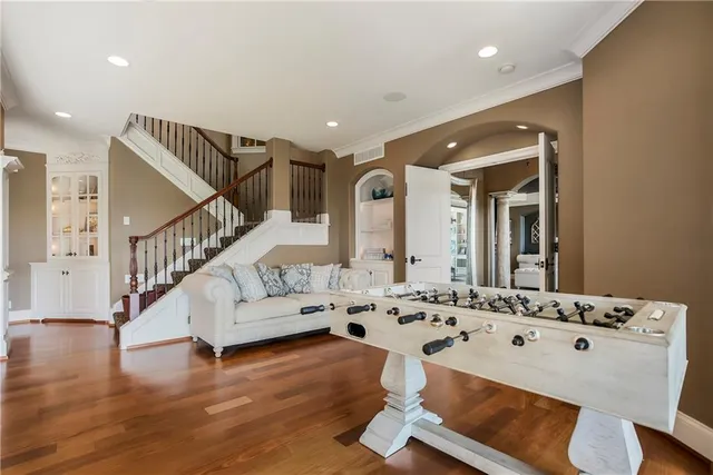 $3,200,000 | 27596 Highland Circle, Olathe, KS 66061