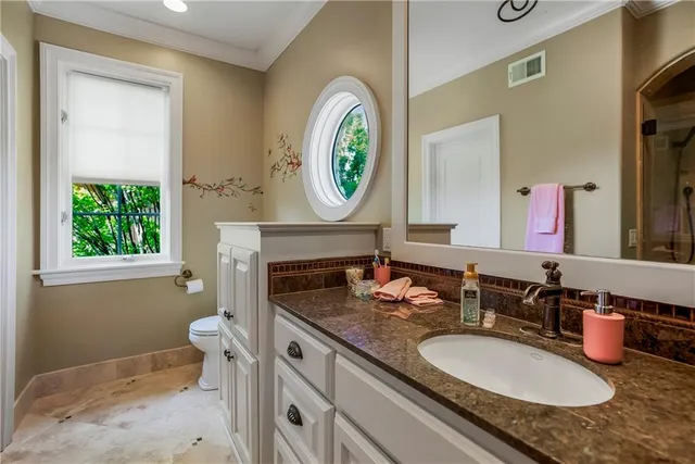 $3,200,000 | 27596 Highland Circle, Olathe, KS 66061