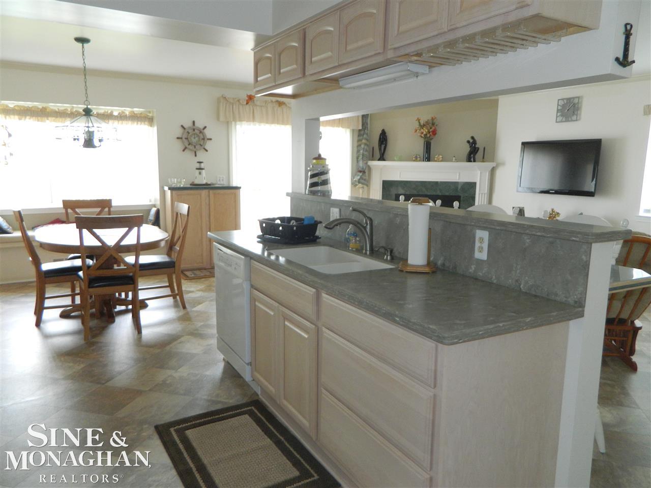 131 Milton Road Algonac, MI 48001 - Photo 16 of 28