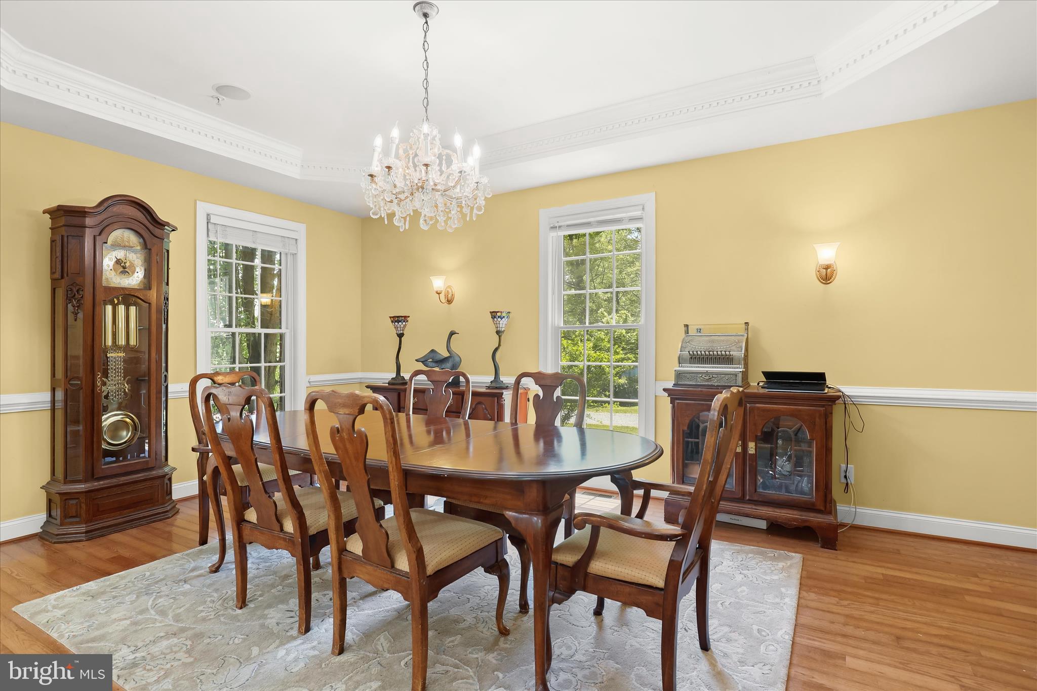 5530 Jim Pickett Road Sykesville, MD 21784 - Photo 13 of 76 Accent molding