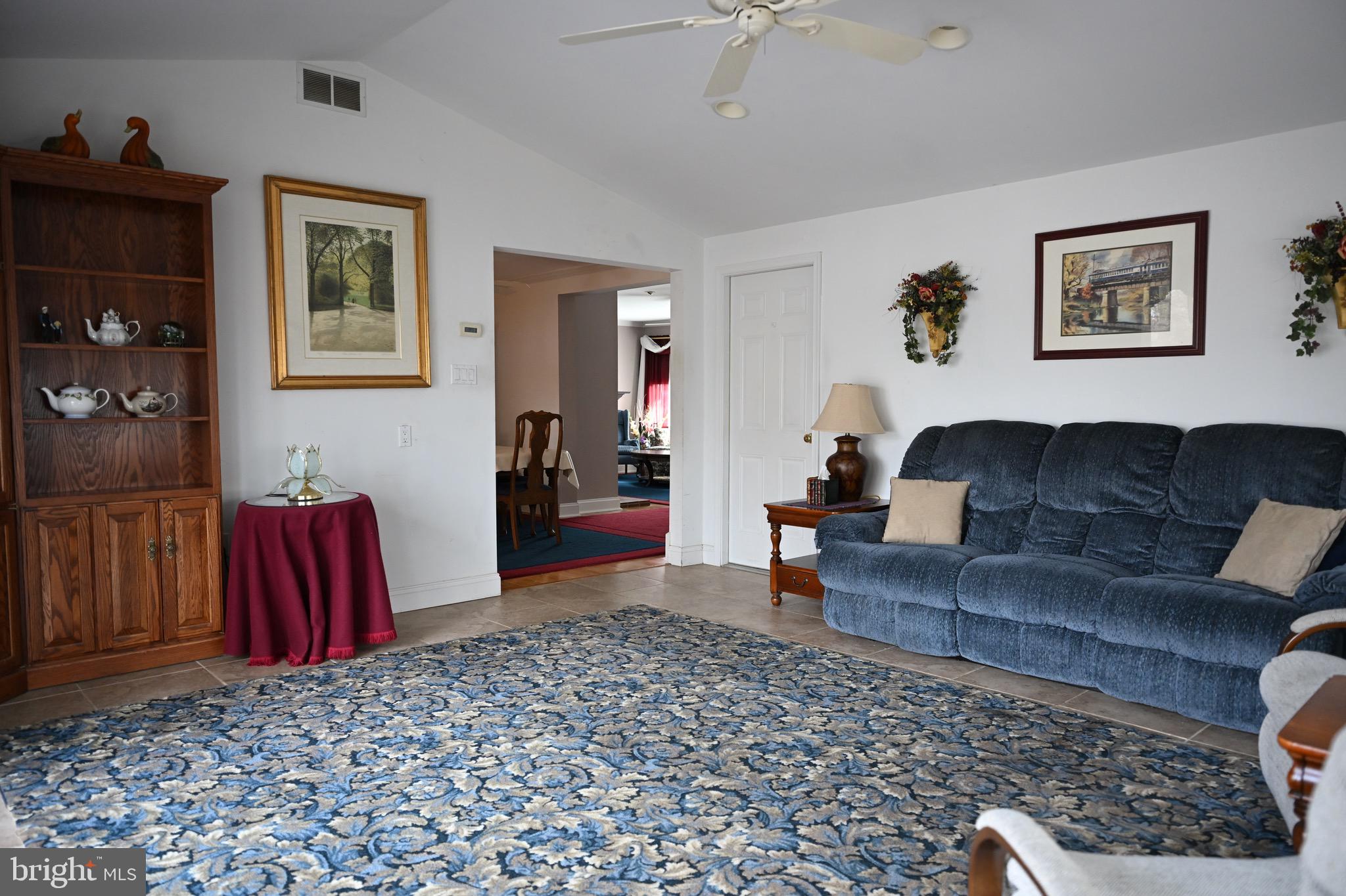 1009 Cromwell Road Glenside, PA 19038 - Photo 15 of 39 Gallery Image 15
