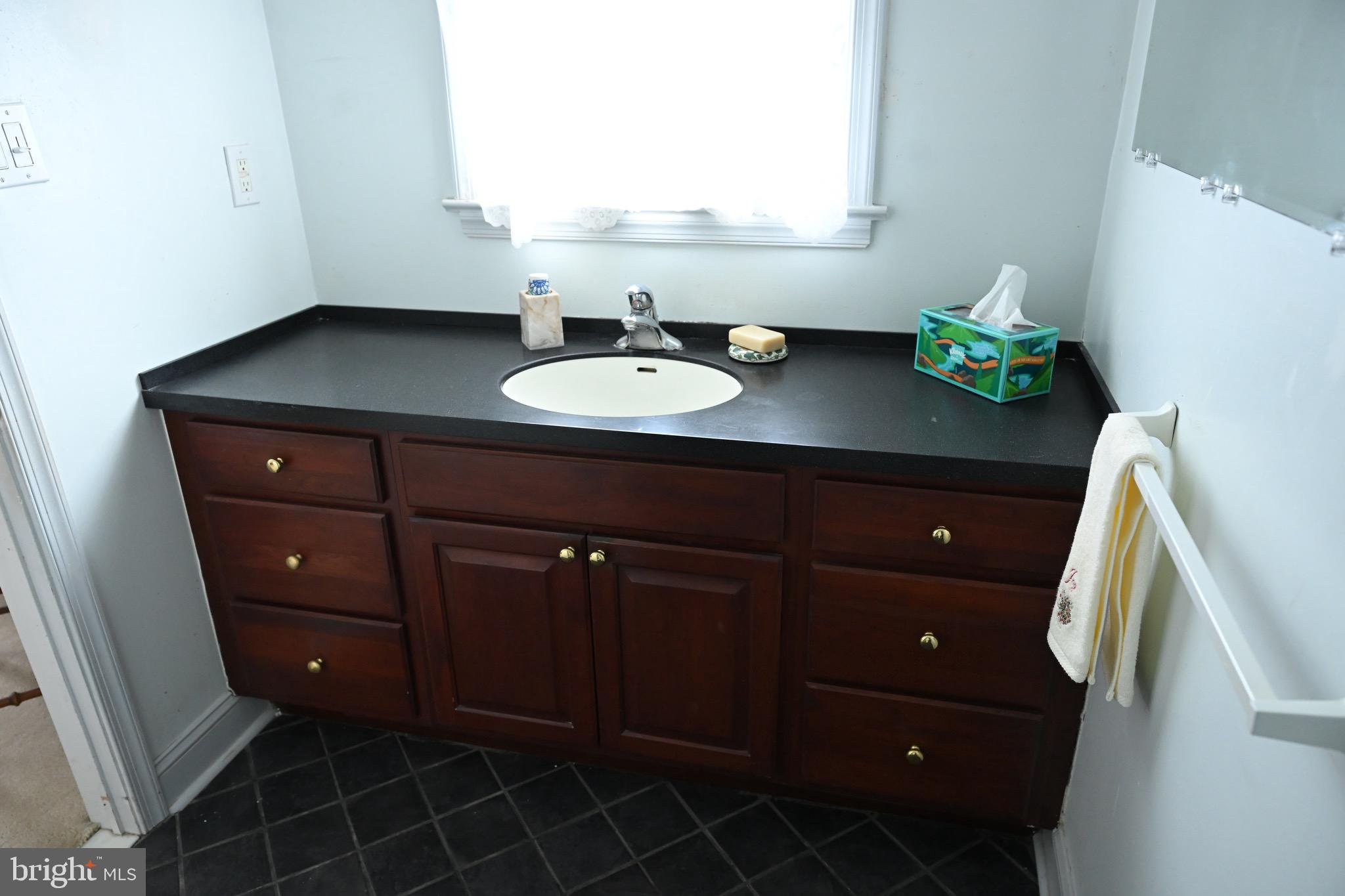 1009 Cromwell Road Glenside, PA 19038 - Photo 19 of 39 Gallery Image 19