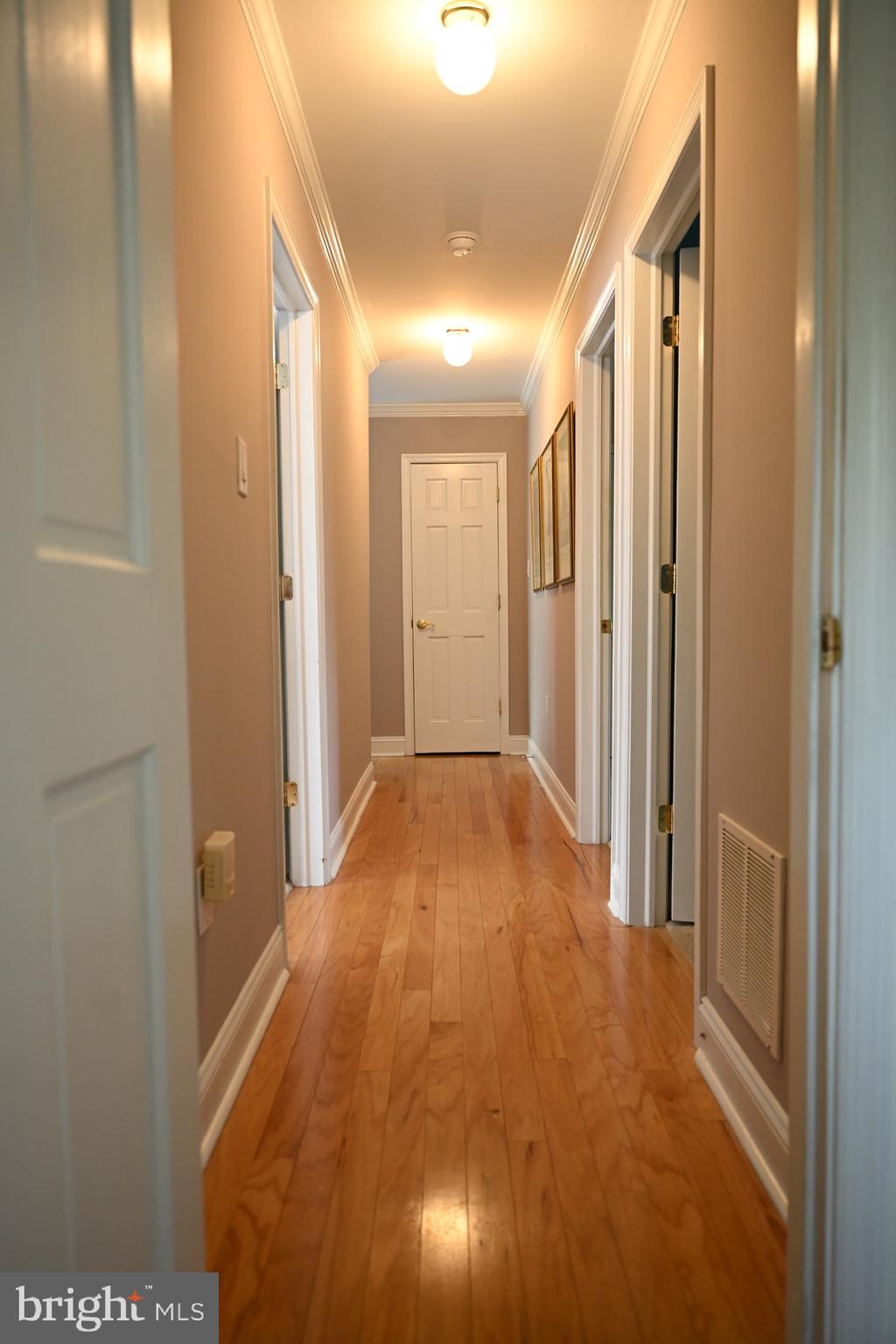 1009 Cromwell Road Glenside, PA 19038 - Photo 28 of 39 Gallery Image 28
