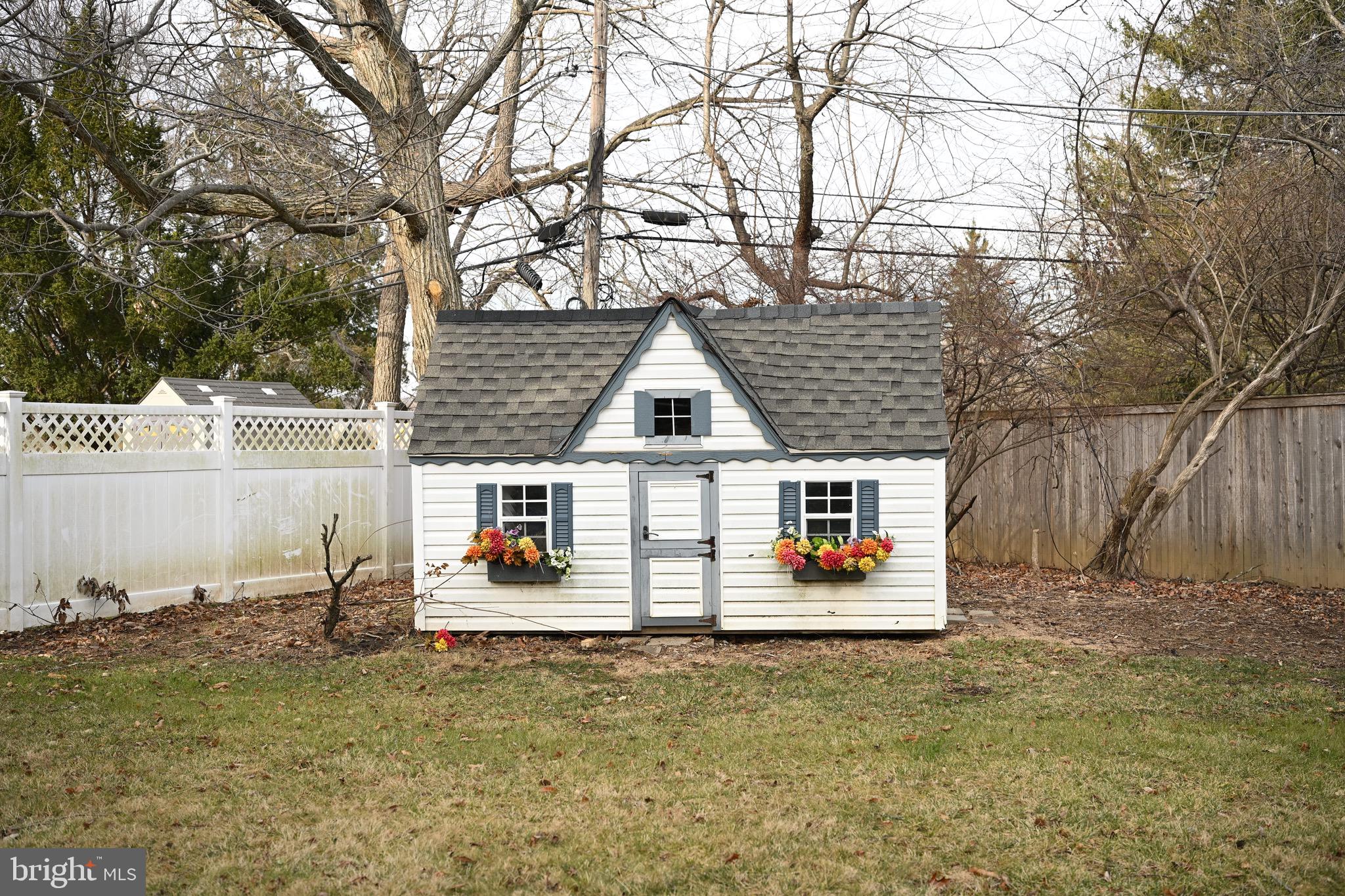 1009 Cromwell Road Glenside, PA 19038 - Photo 32 of 39 Gallery Image 32