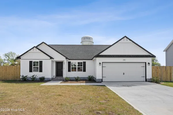 $289,900 | 501 Orchard Creek Drive, Beulaville, NC 28518