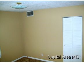 2820 South State Street Springfield, IL 62704 - Photo 4 of 15