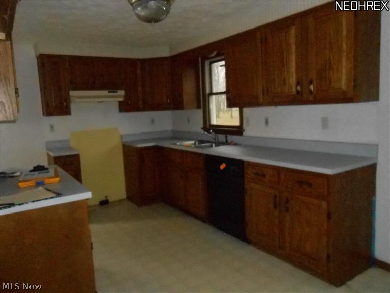 5852 Scribner Road Pierpont, OH 44082 - Photo 3 of 15 Gallery Image 3