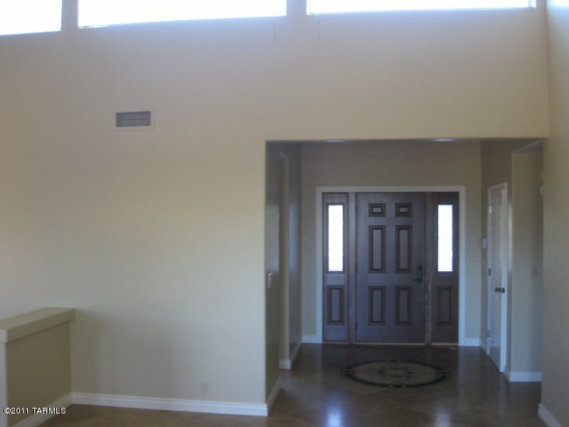 930 East Rudasill Road Tucson, AZ 85718 - Photo 2 of 18 Gallery Image 2