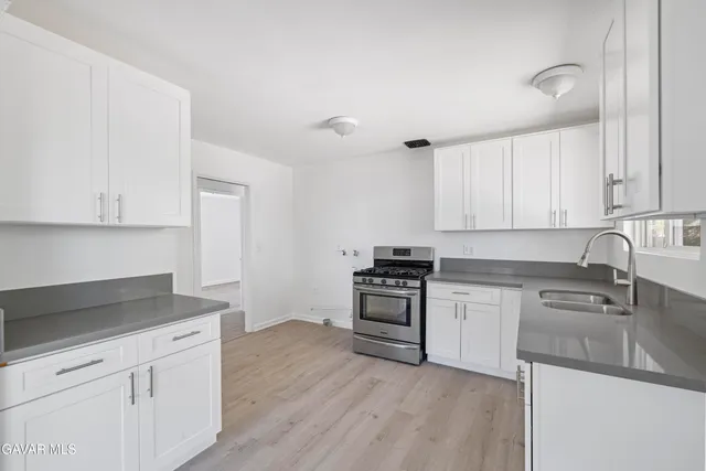 $489,999 | 45517 Kingtree Avenue, Lancaster, CA 93534