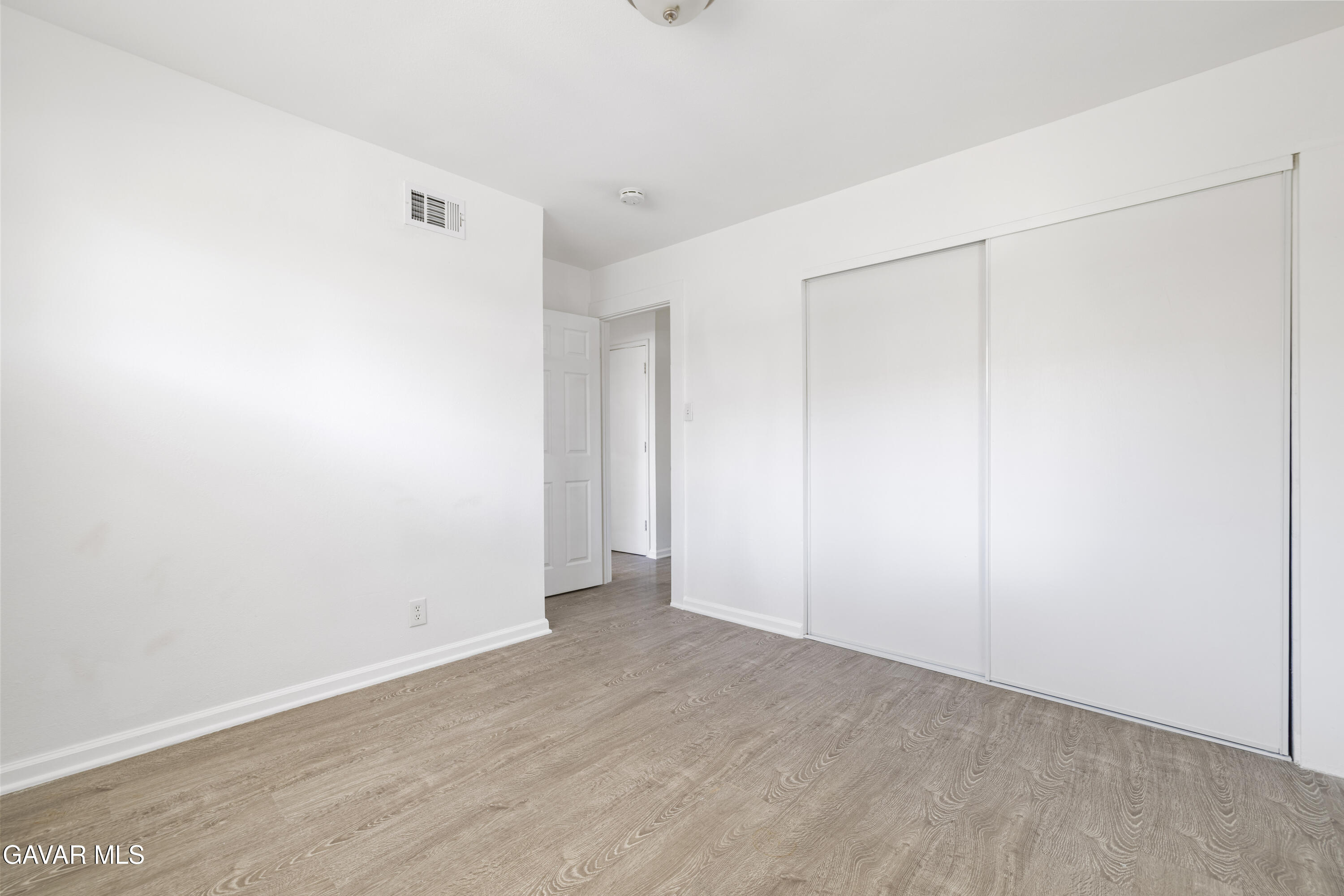 45517 Kingtree Avenue Lancaster, CA 93534 - Photo 35 of 51 IMG_1007