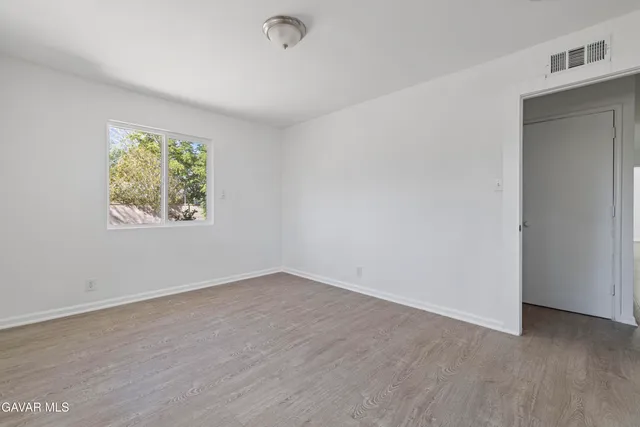 $489,999 | 45517 Kingtree Avenue, Lancaster, CA 93534