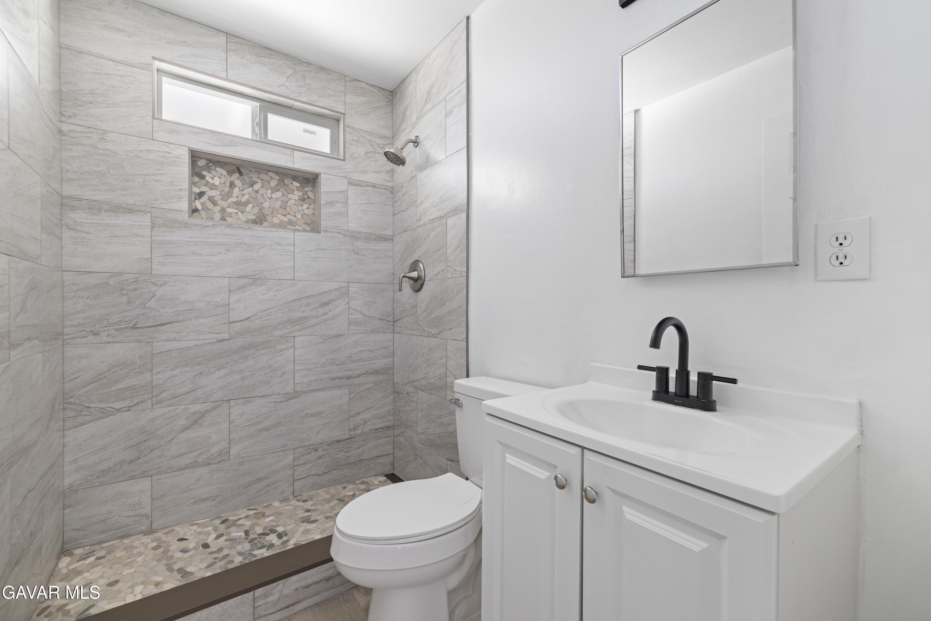 45517 Kingtree Avenue Lancaster, CA 93534 - Photo 36 of 51 IMG_1012