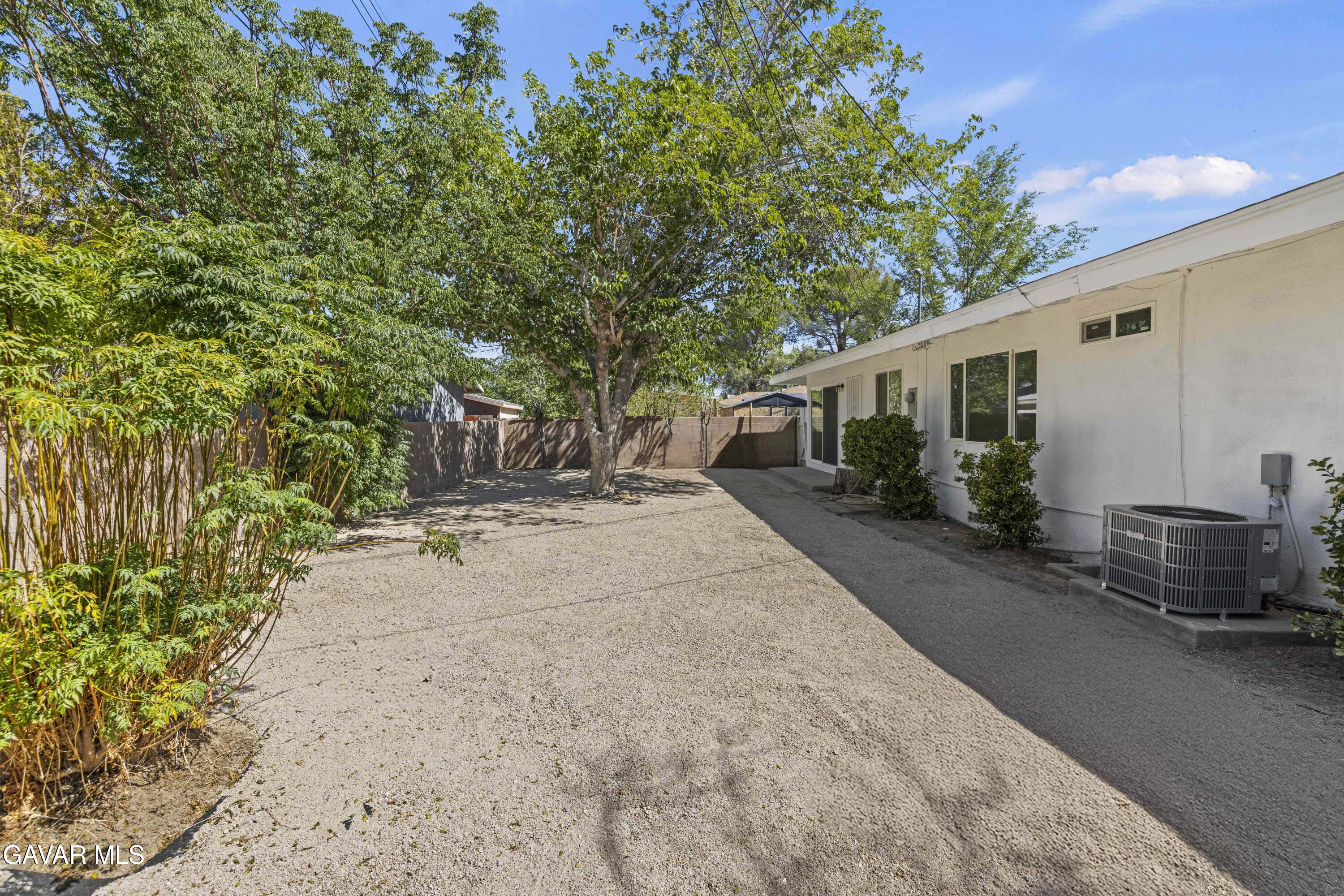 45517 Kingtree Avenue Lancaster, CA 93534 - Photo 41 of 51 IMG_8940