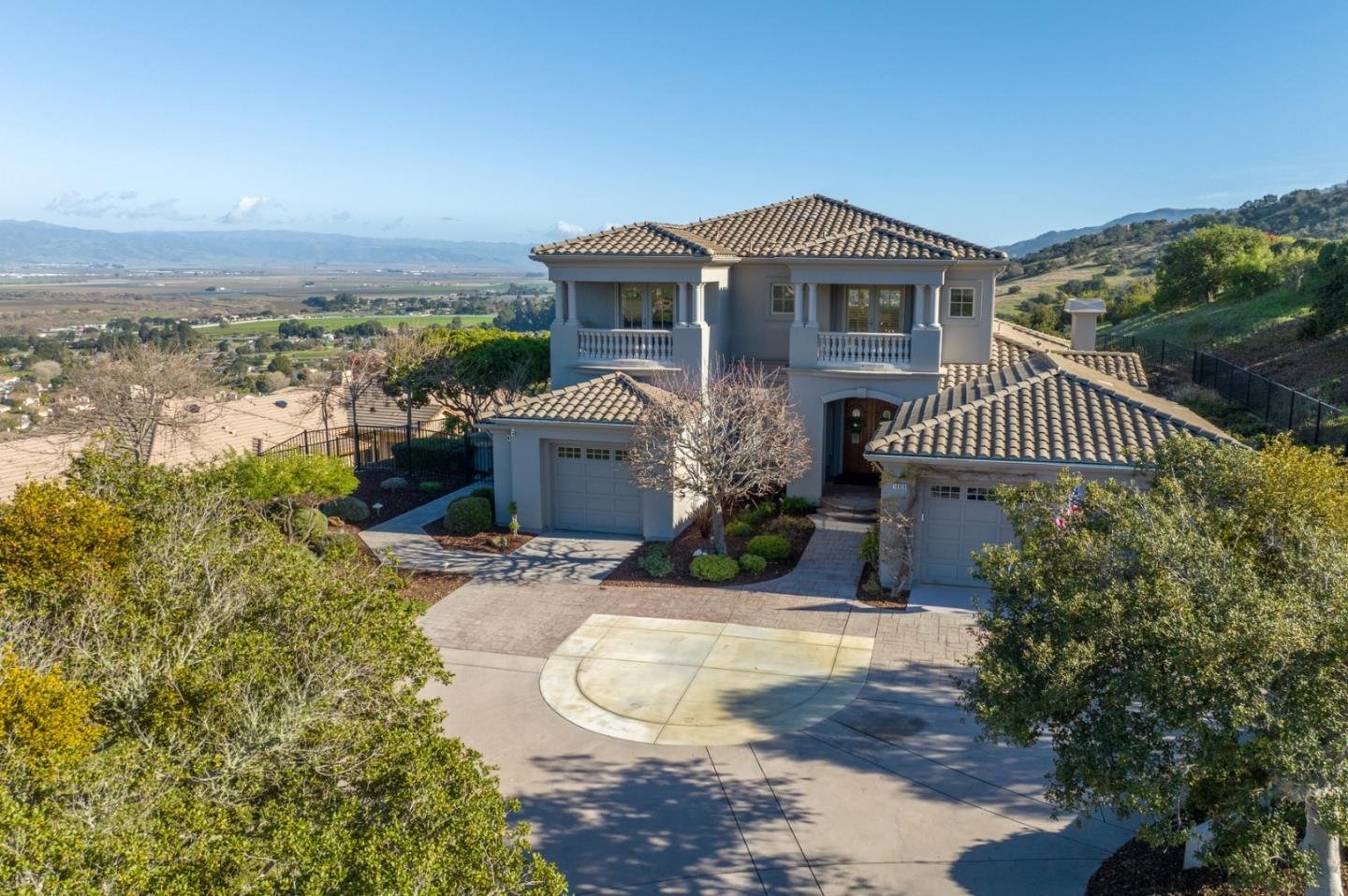 19826 Spring Ridge Terrace Salinas, CA 93908 - Photo 1 of 26 Gallery Image 1