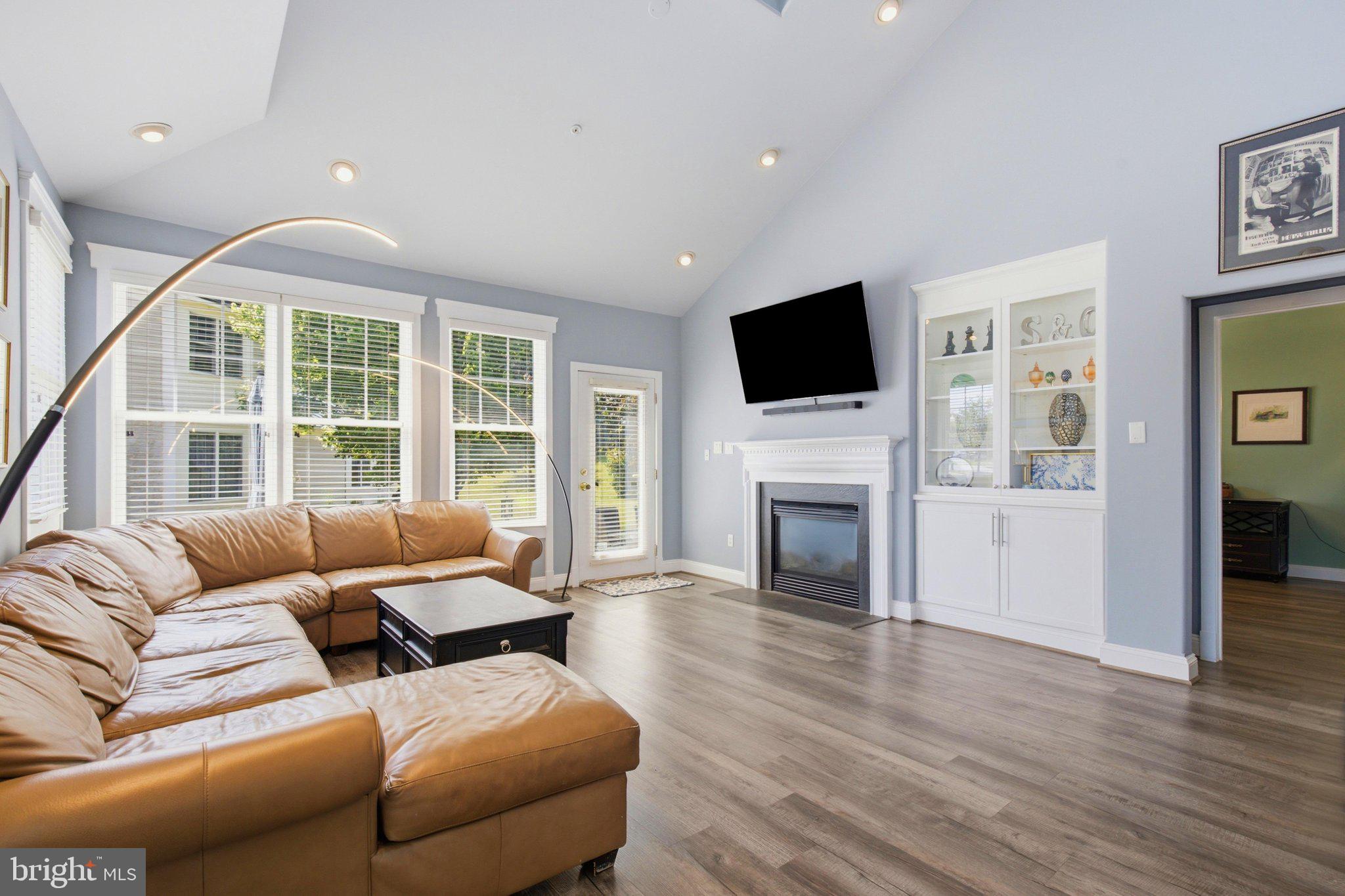 8705 Timber Oak Lane Laurel, MD 20723 - Photo 18 of 60 Family Room
