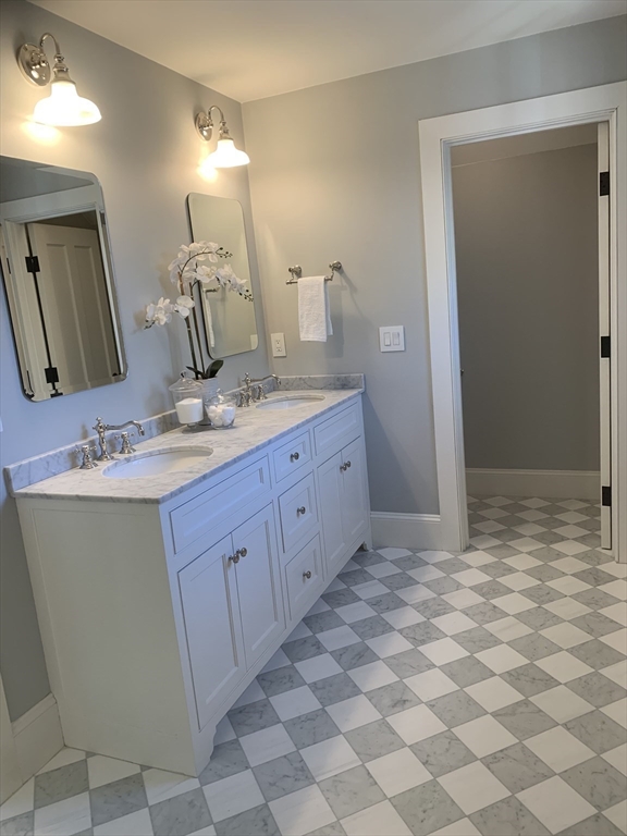 4 Maple Street, Unit 4 Medfield, MA 02052 - Photo 22 of 35