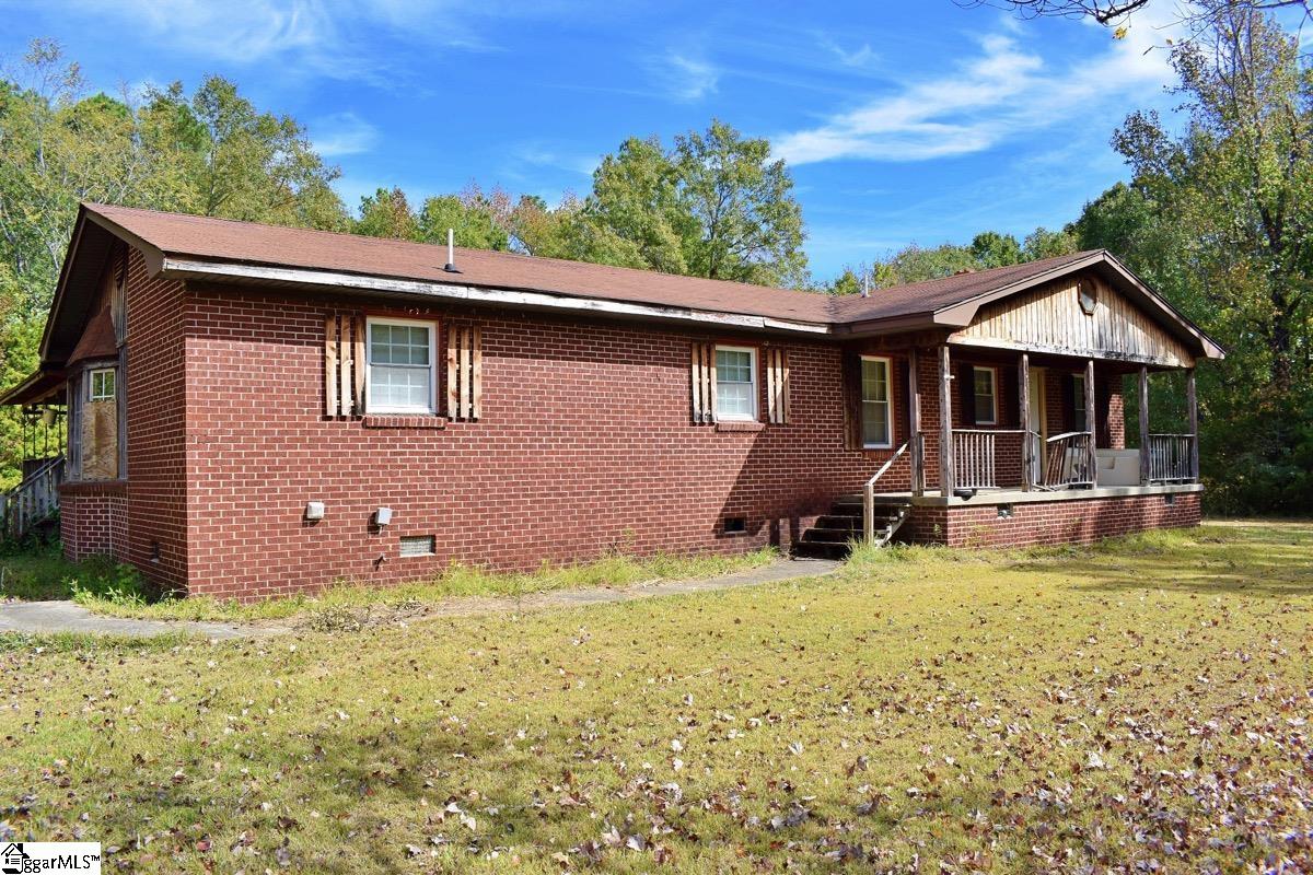 525 State Rd S-42-1256 Enoree, SC 29335 - Photo 4 of 36