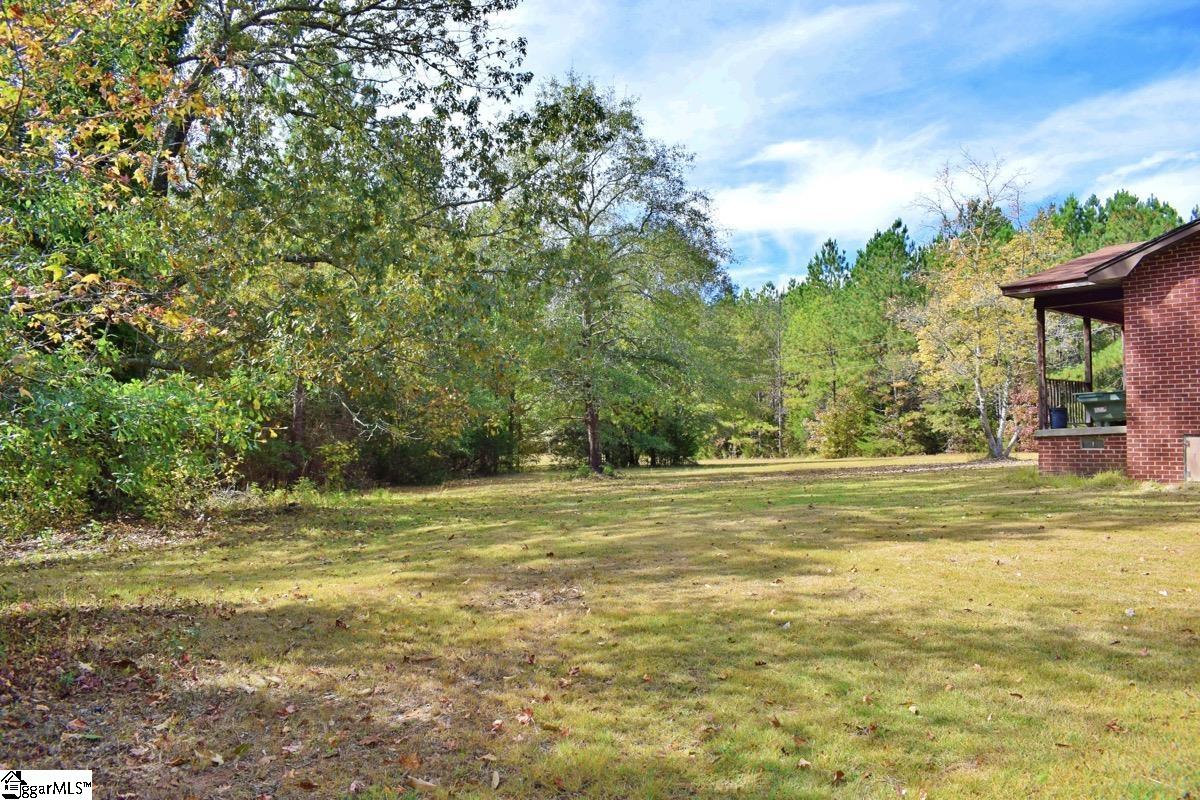 525 State Rd S-42-1256 Enoree, SC 29335 - Photo 6 of 36