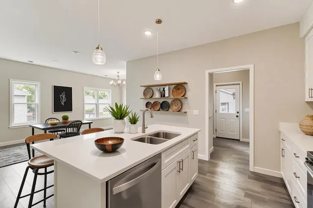 $354,900 | 535 Forest Street North, St. Paul, MN 55106