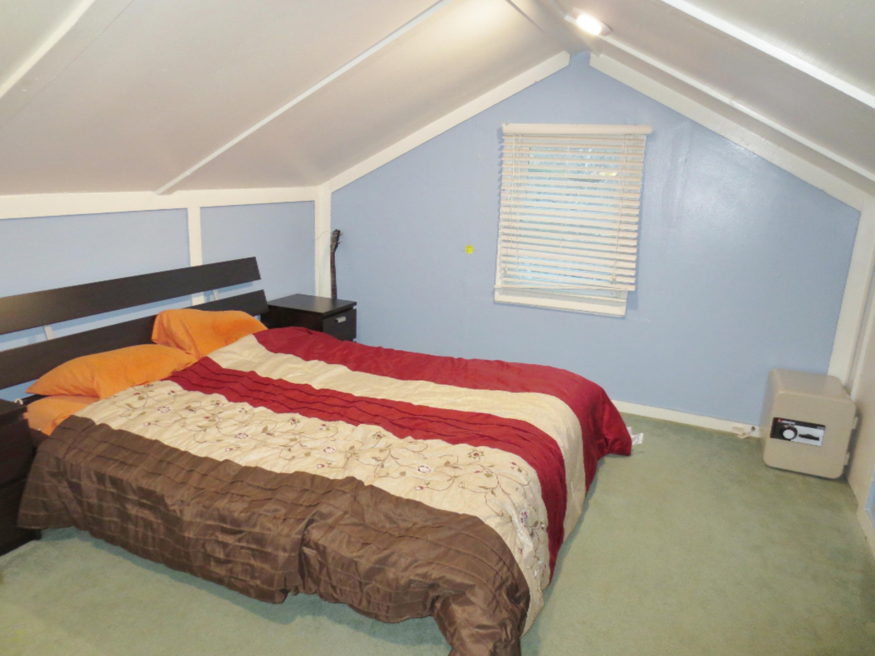 1887 Letart Avenue Muskegon, MI 49441 - Photo 12 of 15 Master Bedroom