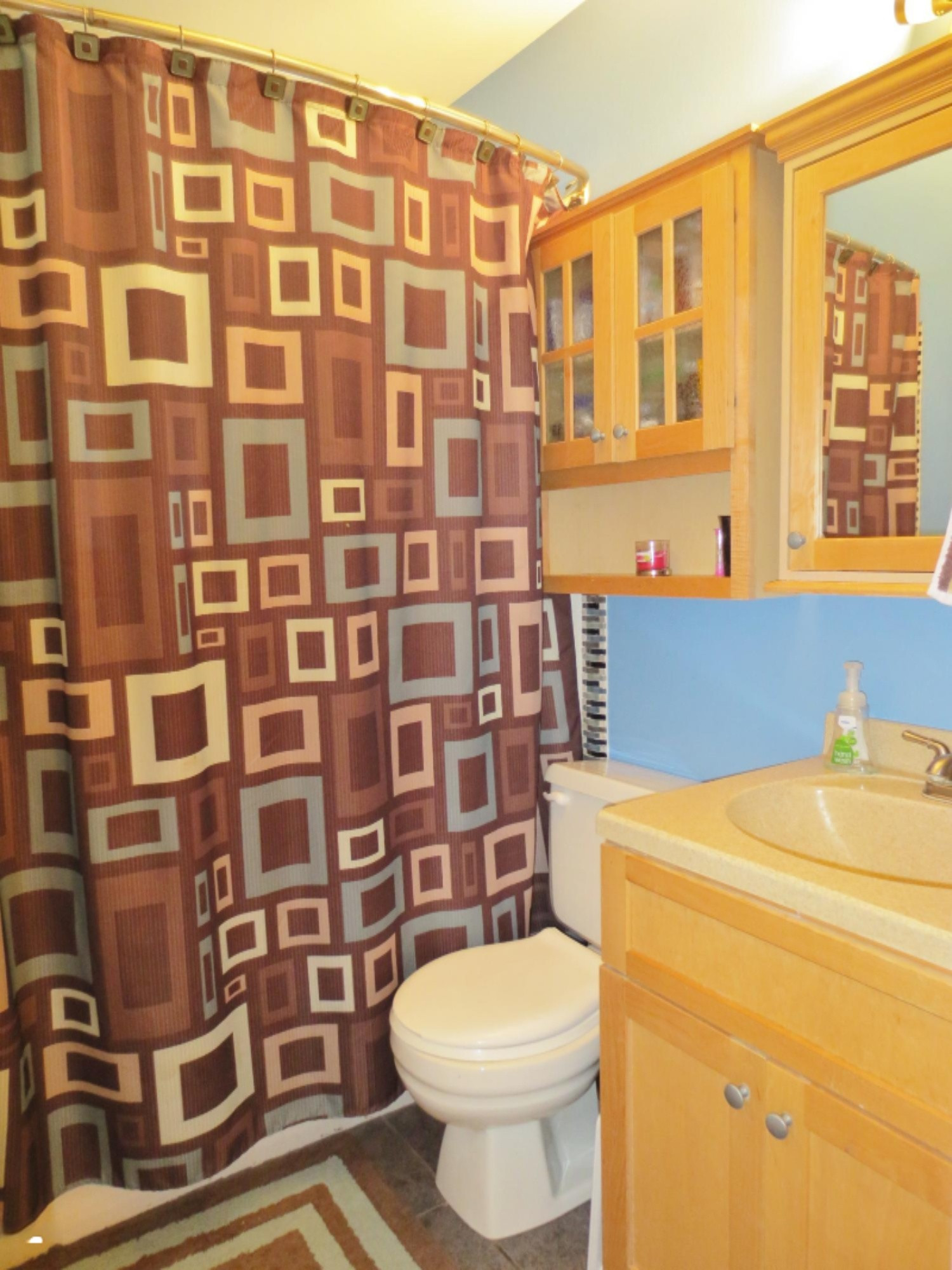 1887 Letart Avenue Muskegon, MI 49441 - Photo 9 of 15 Bathroom
