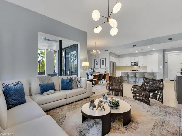 $16,500 | 1111 Central Avenue, Unit 216, Naples, FL 34102