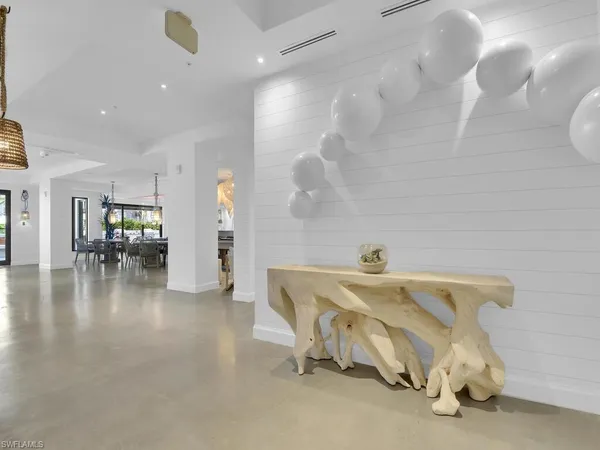 $16,500 | 1111 Central Avenue, Unit 216, Naples, FL 34102