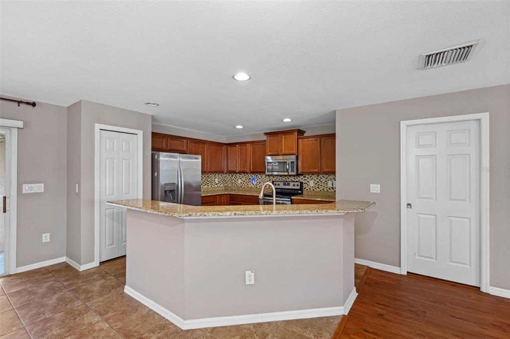 5101 Chipotle Lane Wesley Chapel, FL 33544 - Photo 11 of 59