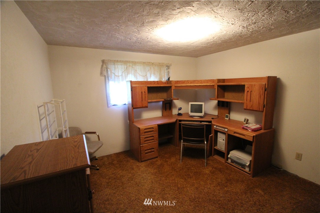 950 Herrick Road Port Angeles, WA 98363 - Photo 12 of 22 Gallery Image 12