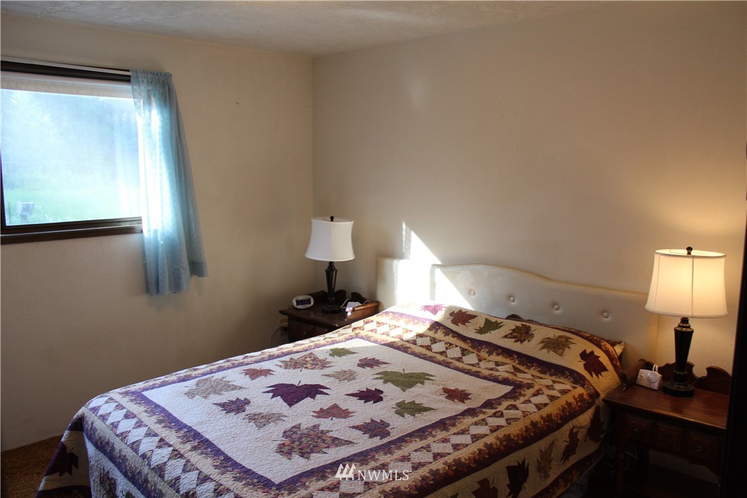 950 Herrick Road Port Angeles, WA 98363 - Photo 13 of 22 Gallery Image 13