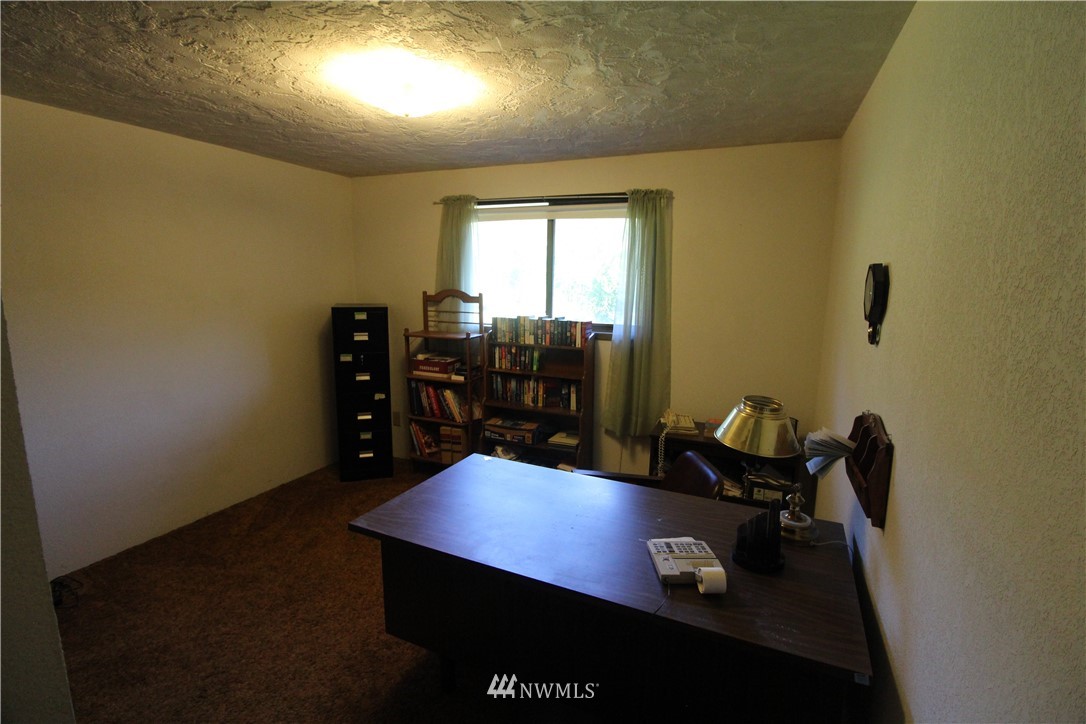 950 Herrick Road Port Angeles, WA 98363 - Photo 14 of 22 Gallery Image 14