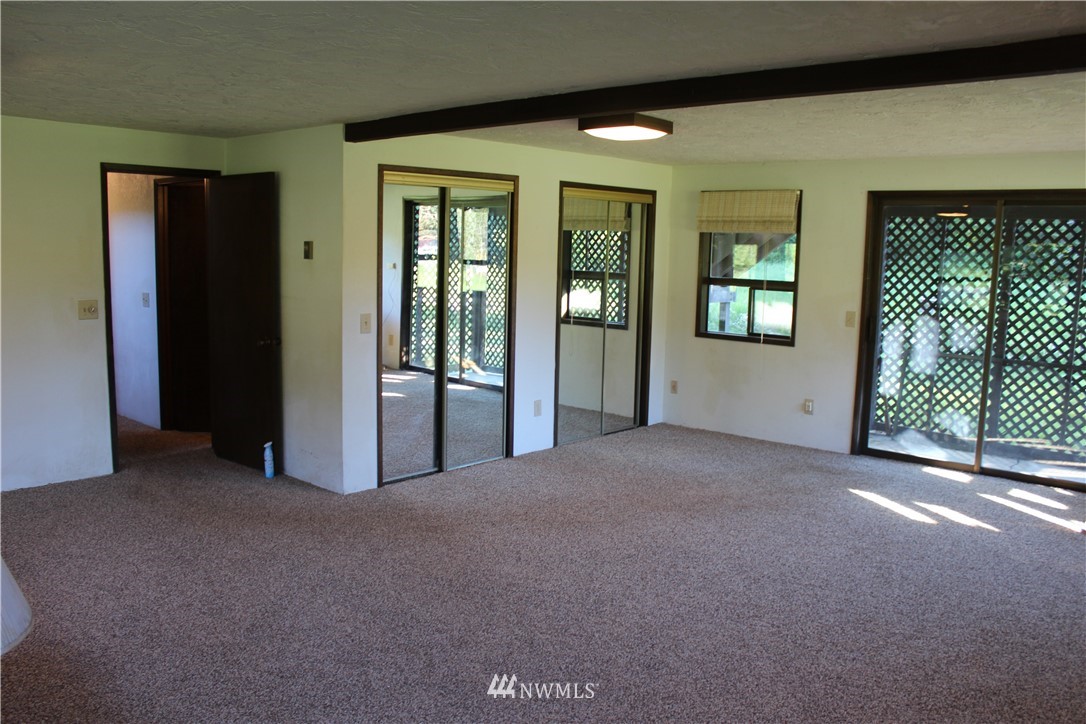 950 Herrick Road Port Angeles, WA 98363 - Photo 16 of 22 Gallery Image 16