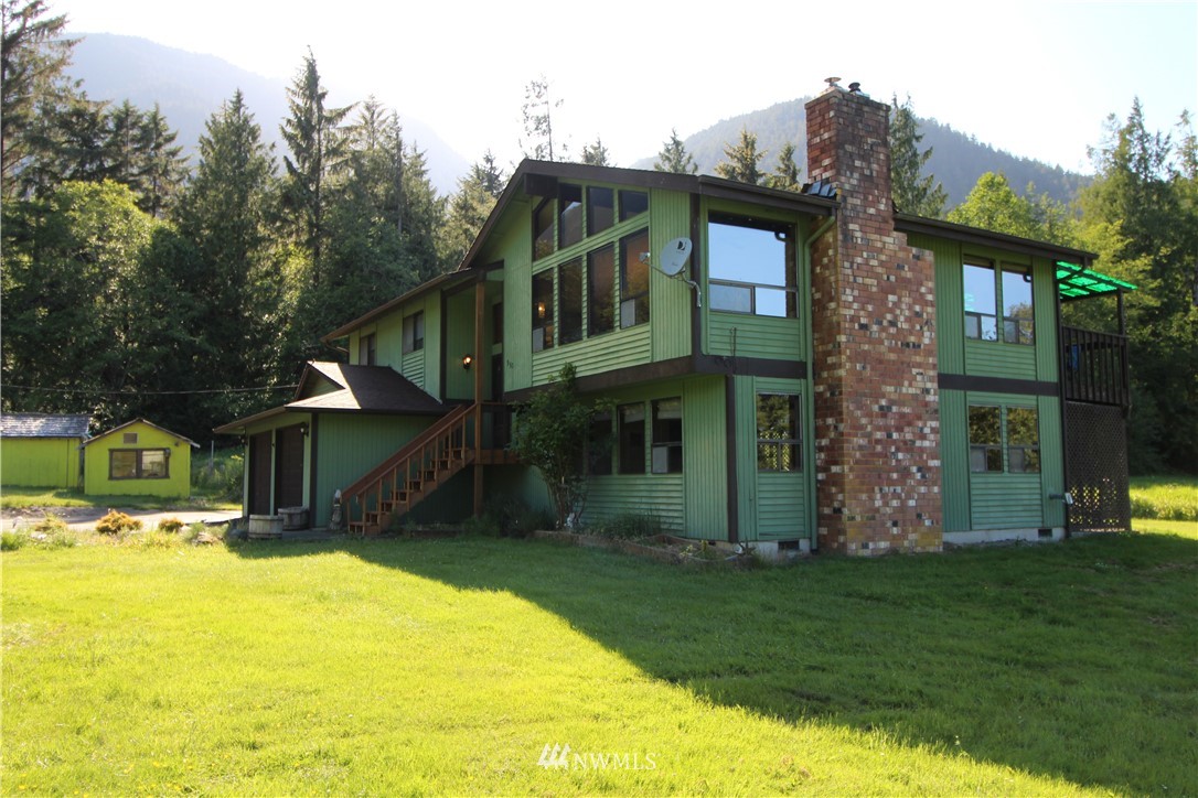 950 Herrick Road Port Angeles, WA 98363 - Photo 3 of 22 Gallery Image 3