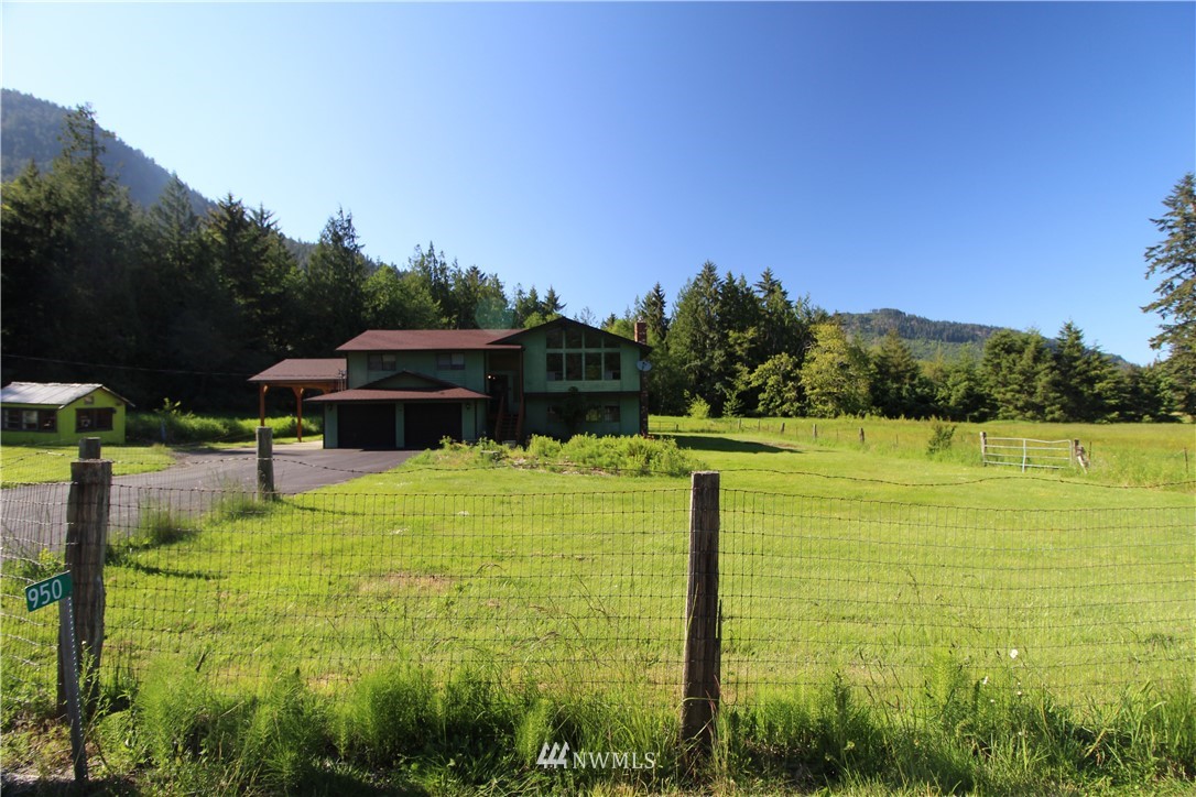950 Herrick Road Port Angeles, WA 98363 - Photo 5 of 22 Gallery Image 5