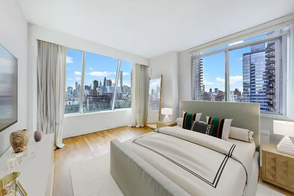 $14,495 | 343 East 74th Street, Unit PH34D | Lenox Hill