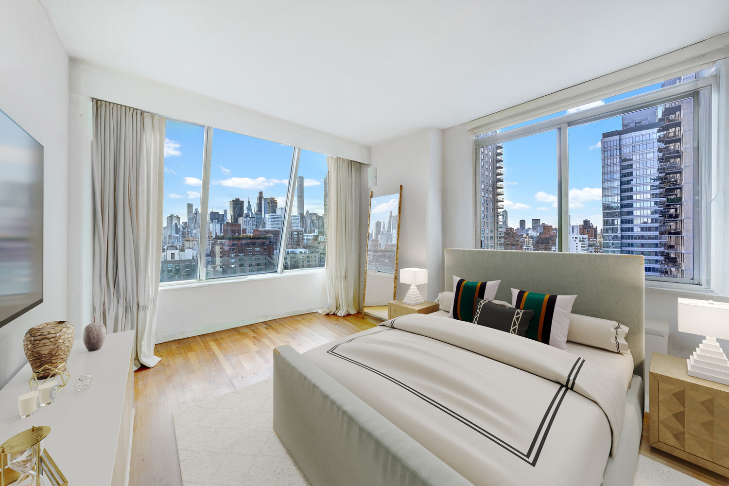 343 East 74th Street, Unit PH34D Manhattan, NY 10021 - Photo 1 of 14