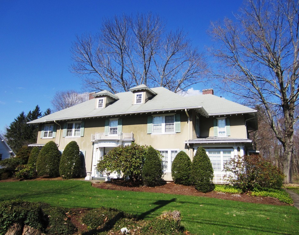92 Church Street Ware, MA 01082 - Photo 1 of 30 Gallery Image 1