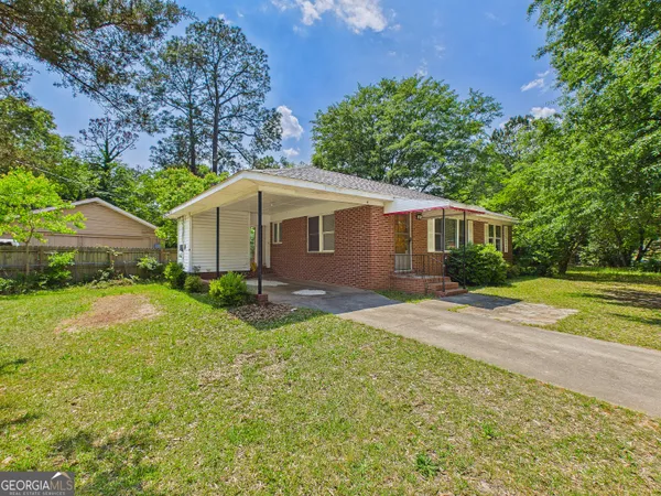 $147,000 | 135 Briardale Avenue, Warner Robins, GA 31093