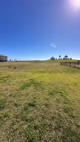 $235,000 | 410 Seagrass, Port Bolivar, TX 77650